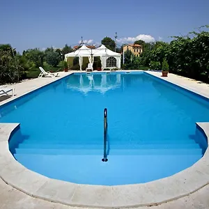 https://apartments-athena.in-istria.net